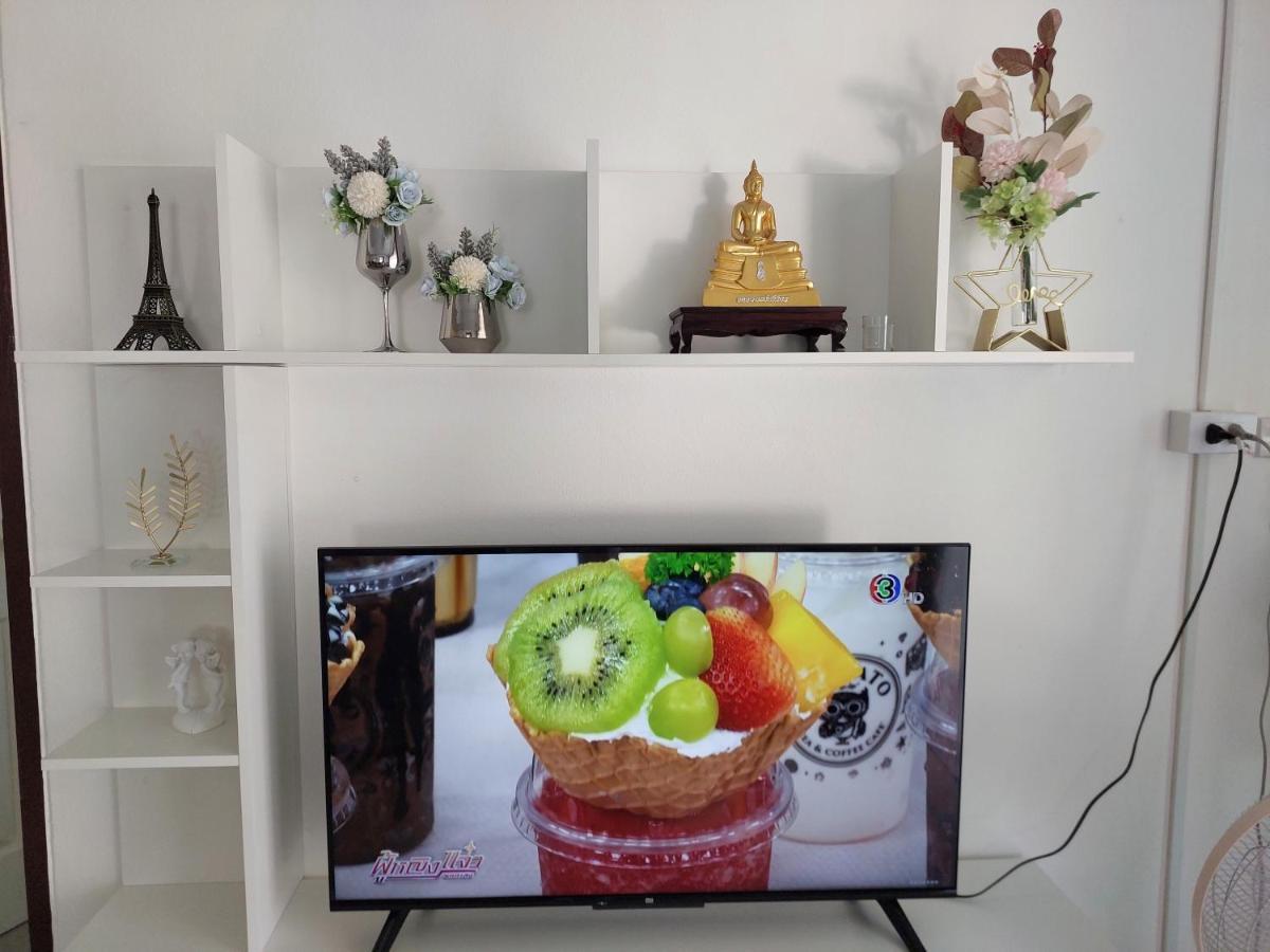 Happy Space: Cozy 2-bedroom With Free Wifi And Parking Nakhon Phanom